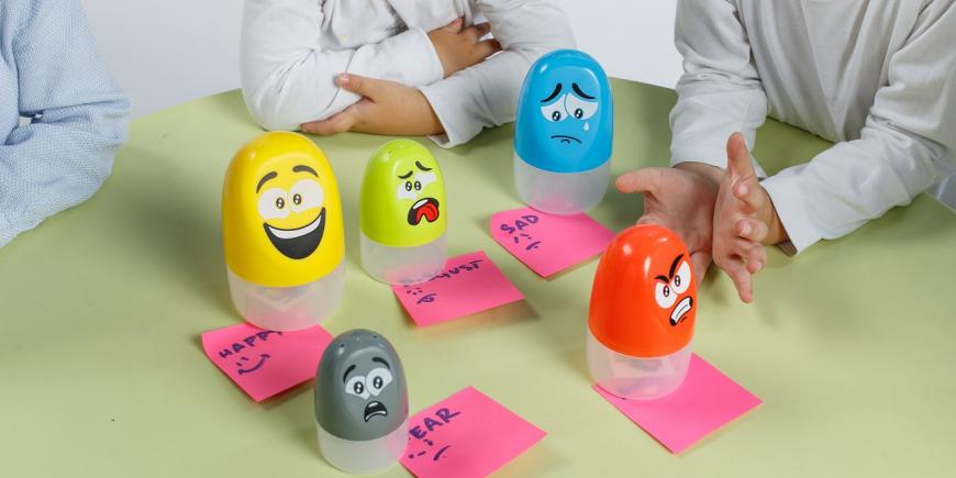 Edukačné hračky, ktoré rozvíjajú emocionálnu inteligenciu u detí